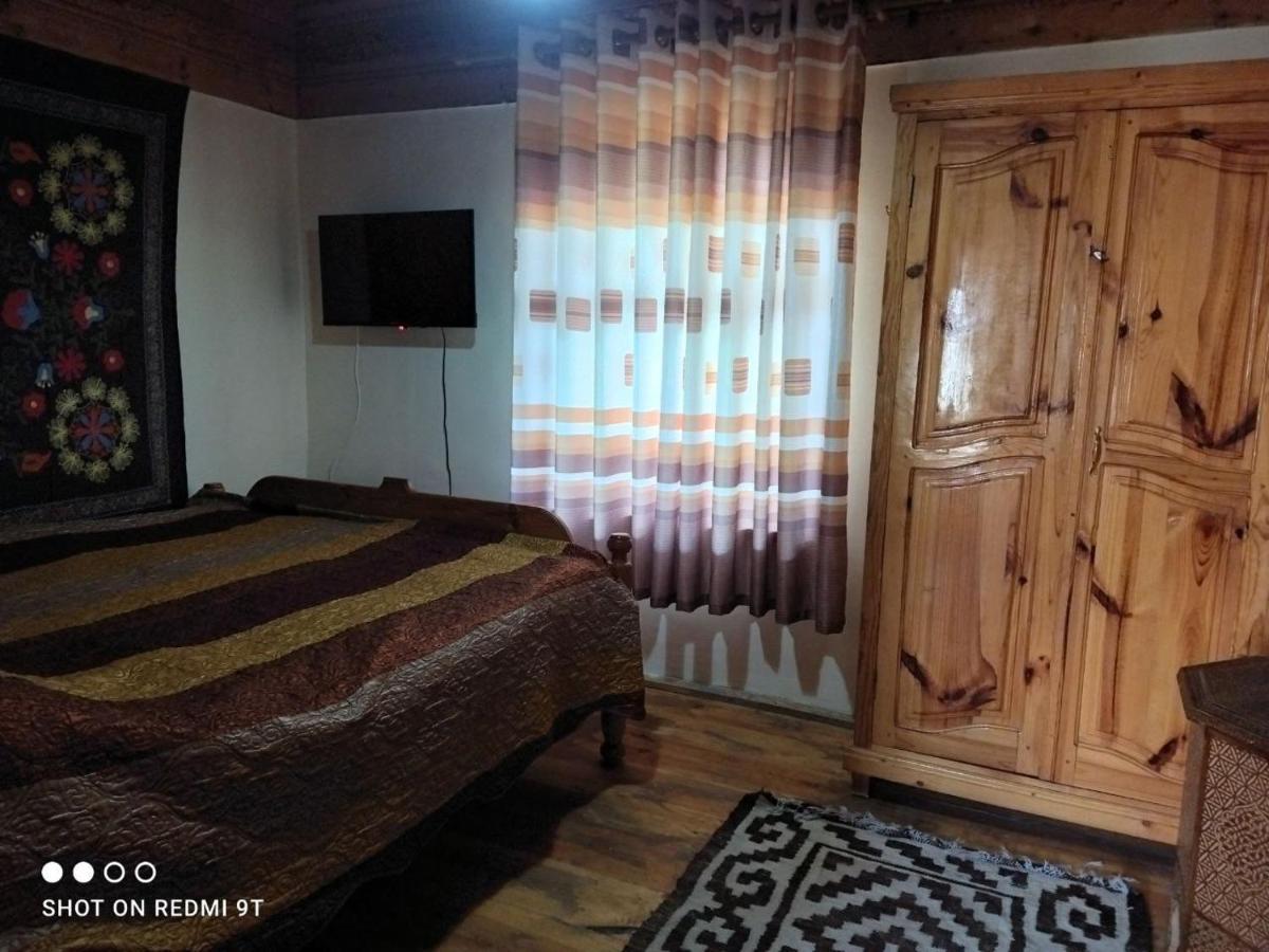 Ethno Guest House Caravan Tamchy Exterior foto